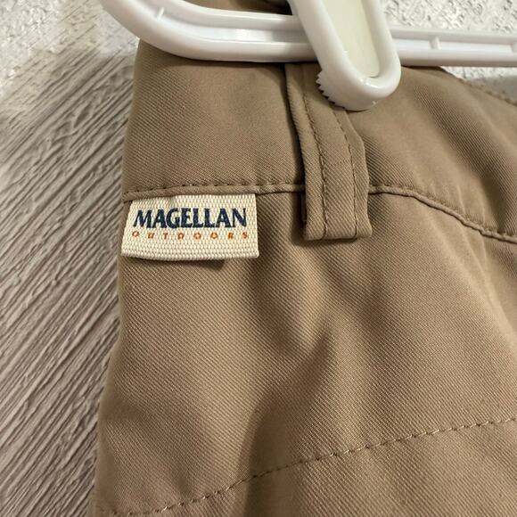Magellan Outdoor Women’s Size Small Khaki Dark Cream Shorts Lightweight Comfort - Picture 6 of 7